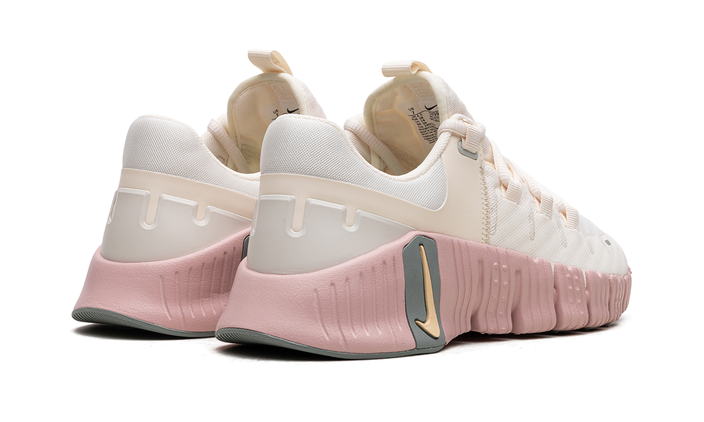 FREE METCON 5 WMNS "Pale Ivory"