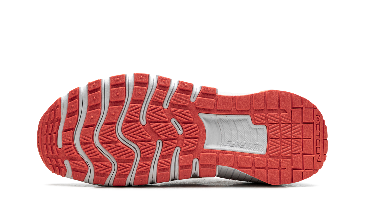 Free Metcon 6 WMNS "Guava Ice Light Wild Mango White"