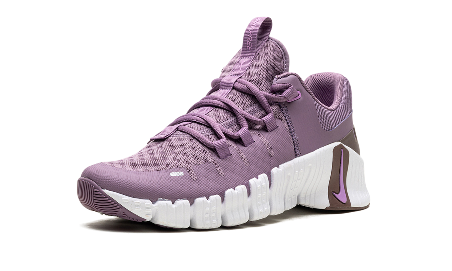 Free Metcon 5 WMNS "Violet Dust"
