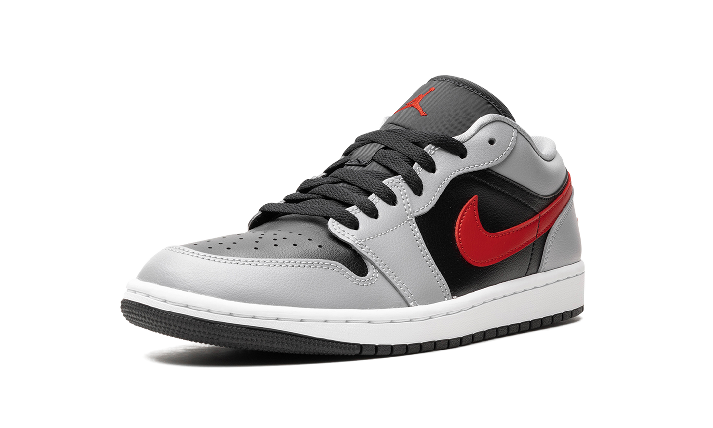 AIR JORDAN 1 WMNS "Cement Fire Red"