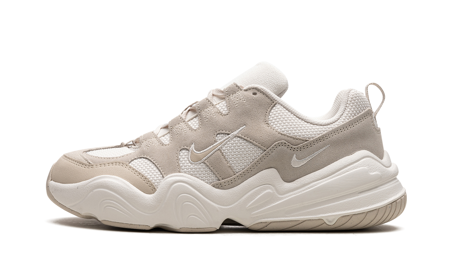 TECH HERA WMNS "Light Orewood brown"