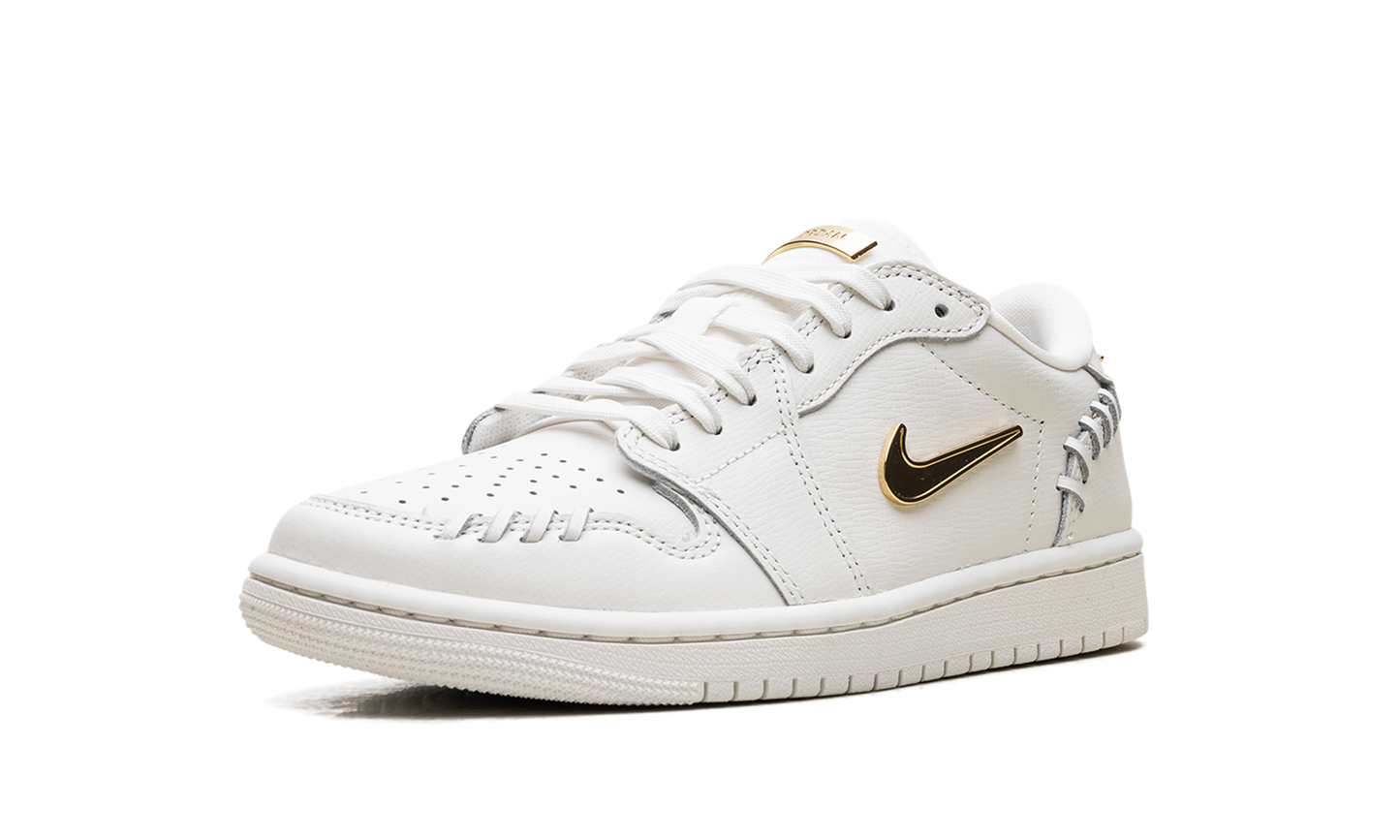Jordan 1 Low WMNS "Method of Make Sail Metallic Gold"