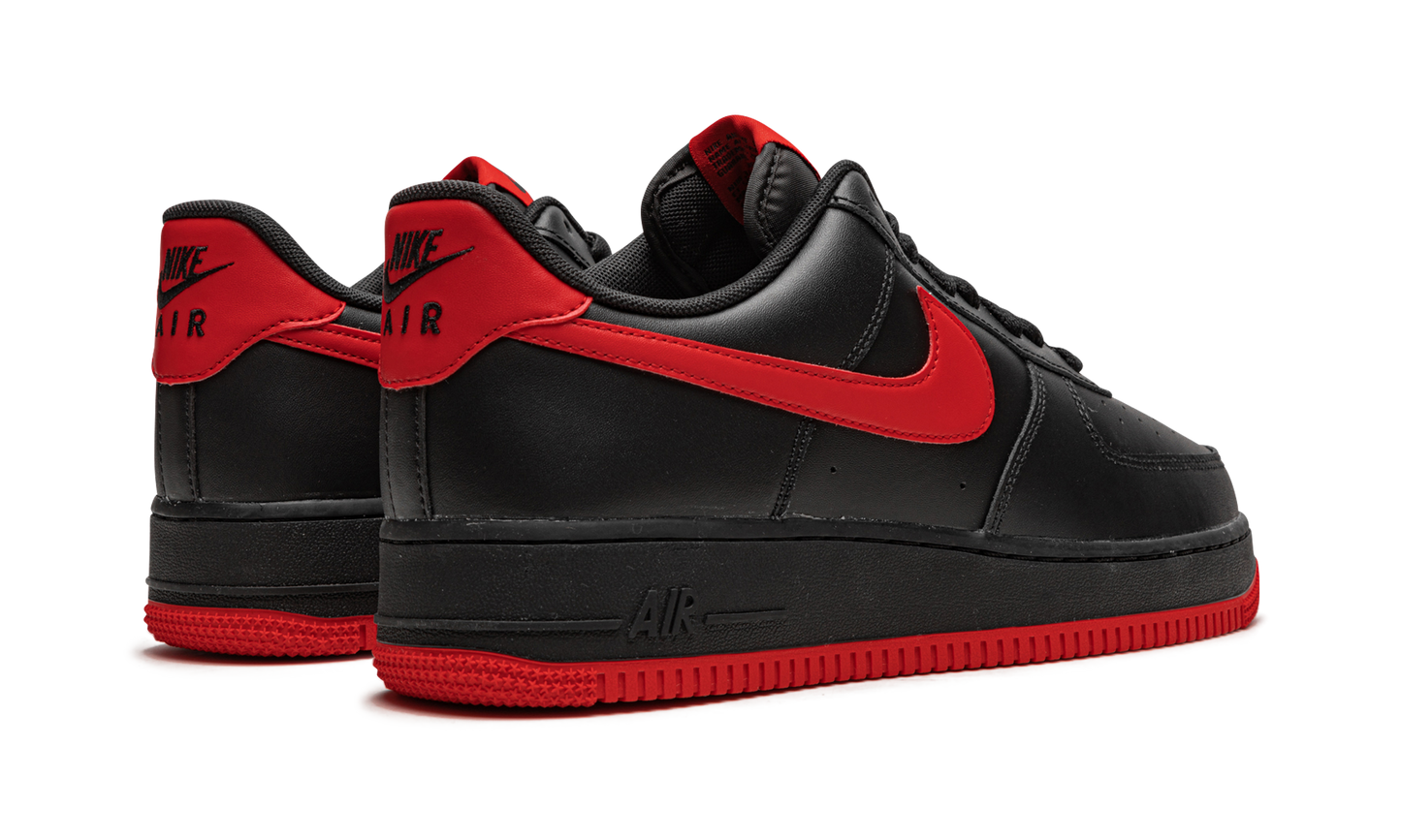 Air Force 1 Low '07 "Bred"