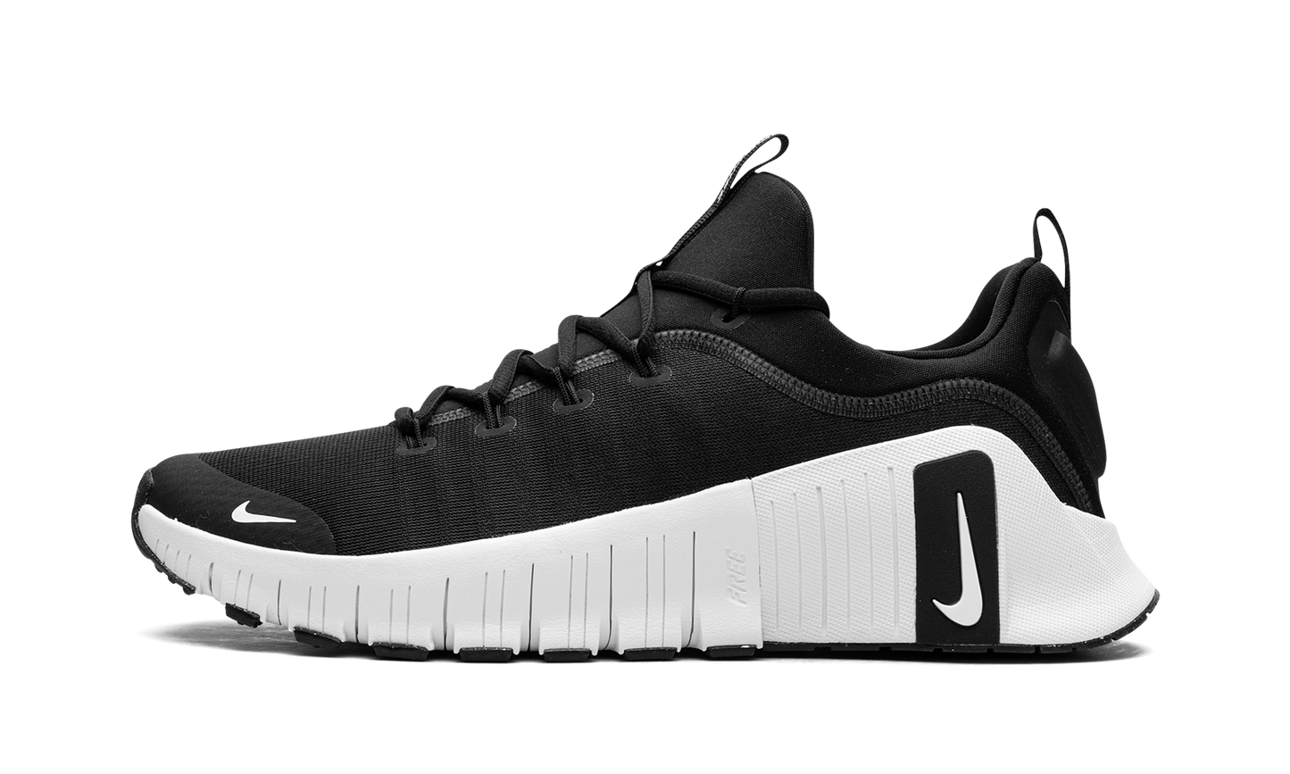 Free Metcon 6 "Black / White"