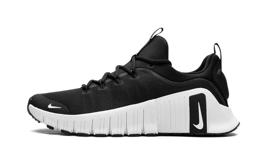 Free Metcon 6 "Black / White"