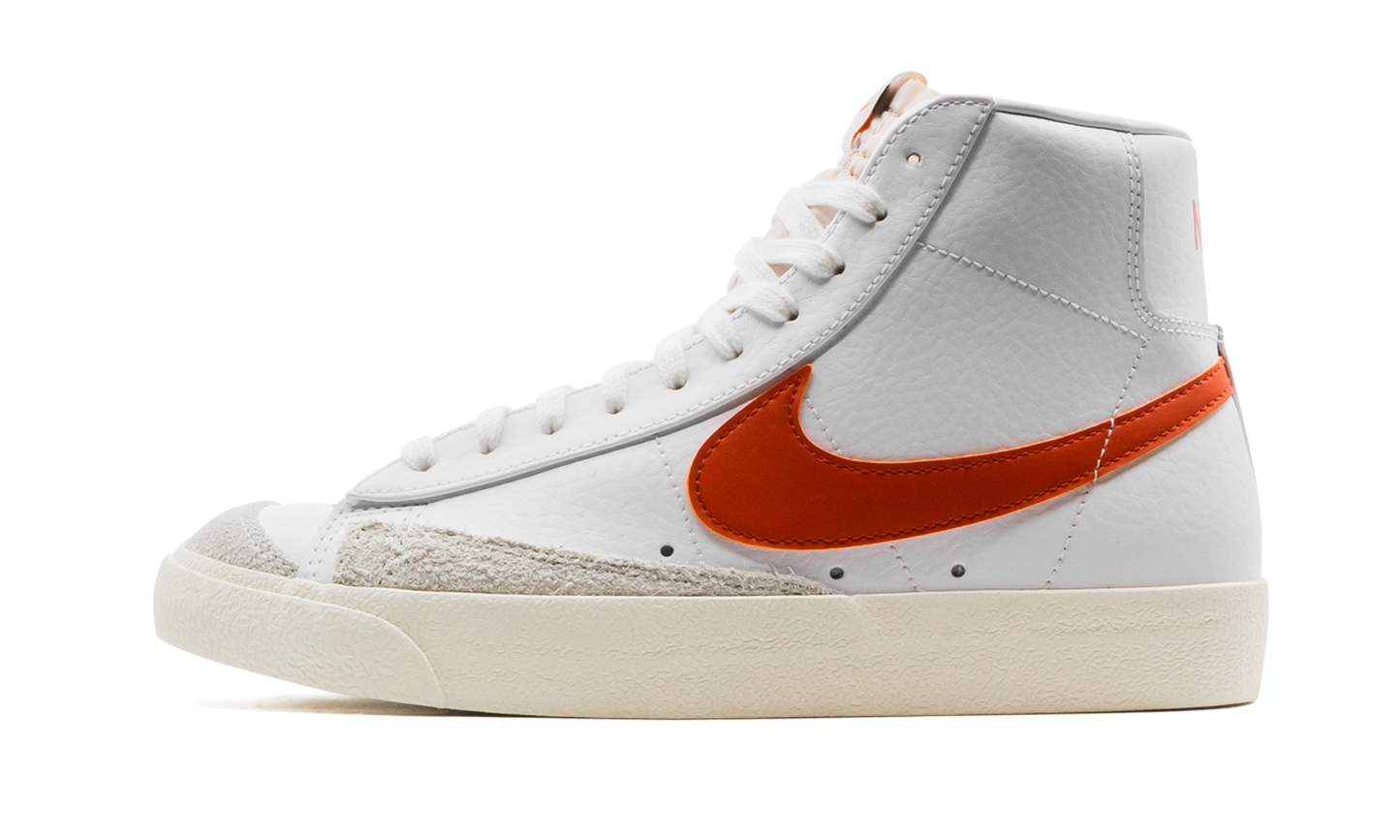 Blazer Mid '77 VNTG "Mantra Orange"