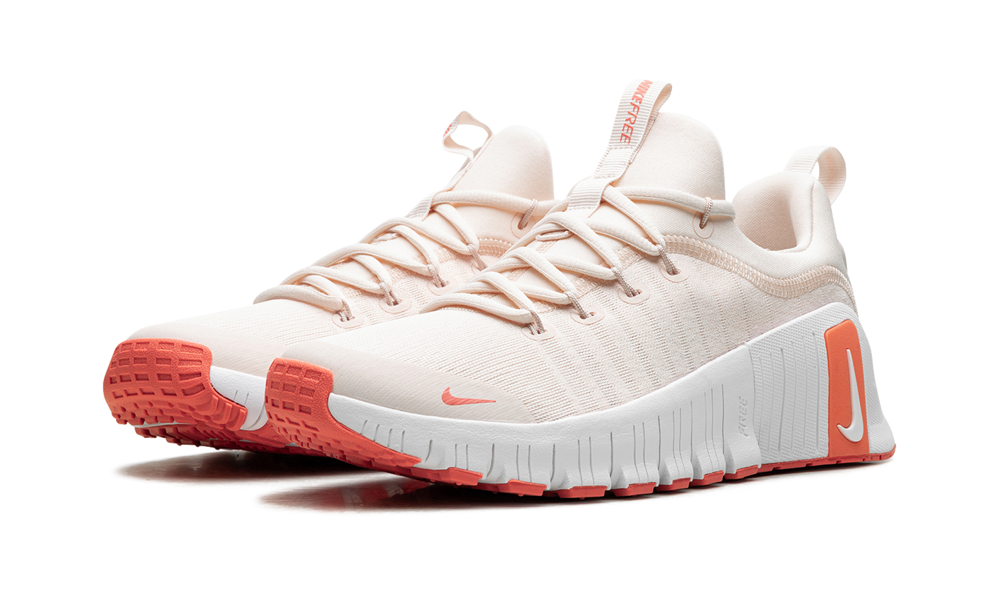 Free Metcon 6 WMNS "Guava Ice Light Wild Mango White"