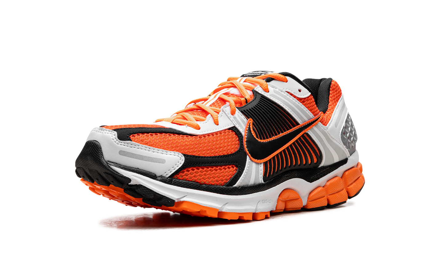 Zoom Vomero 5 "Total Orange"