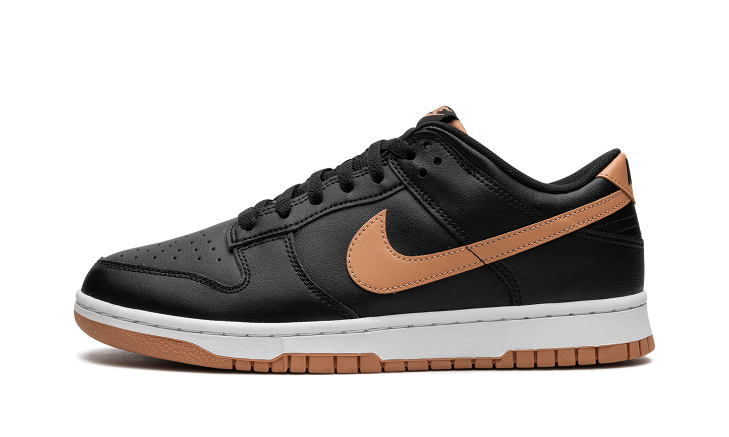 Dunk Low "Black / Amber Brown"