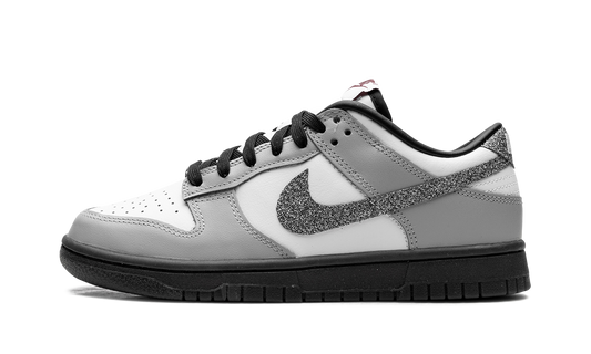 Dunk Low LX WMNS "Glitter Swoosh White Light Smoke Grey"