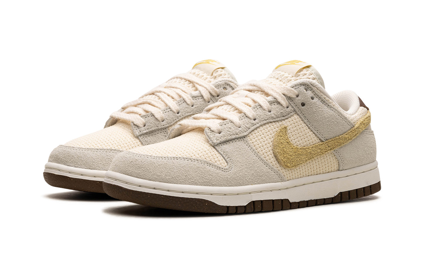 DUNK LOW WMNS "Coconut Milk"