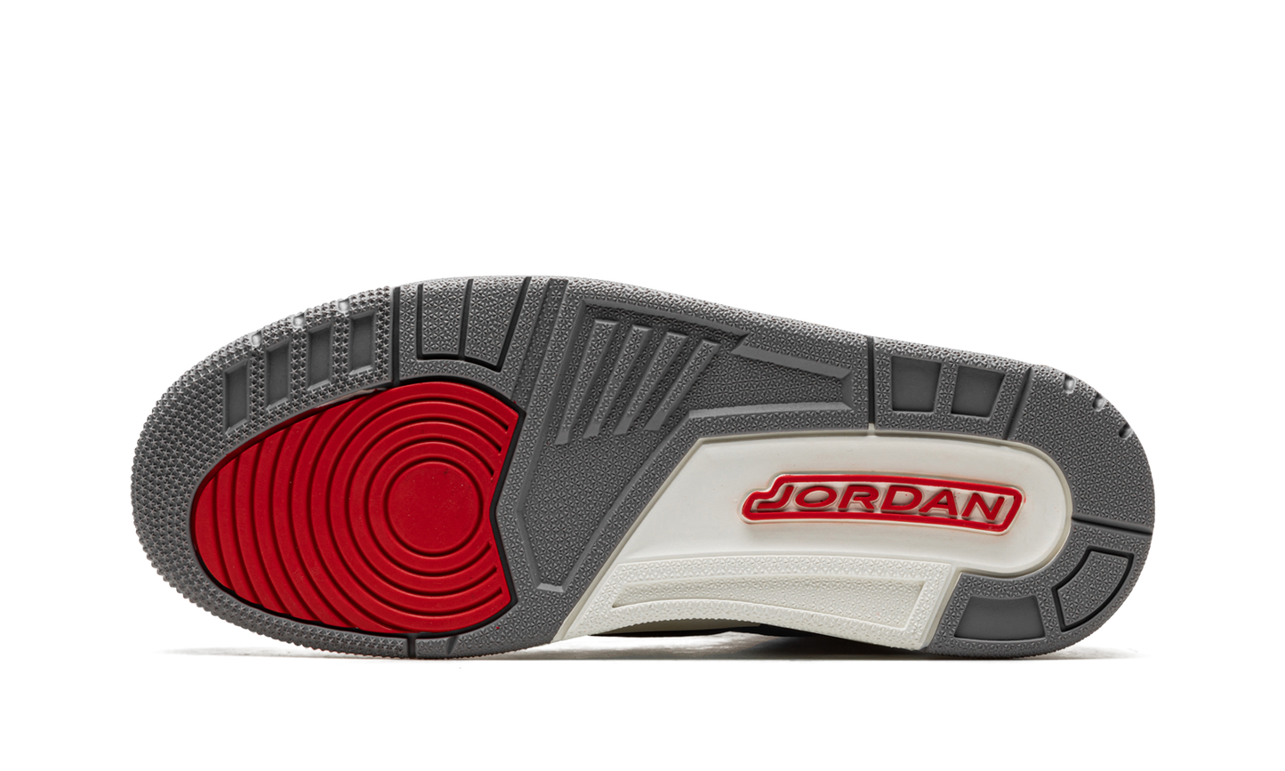 AIR JORDAN 3 WMNS "Black Cement Gold"