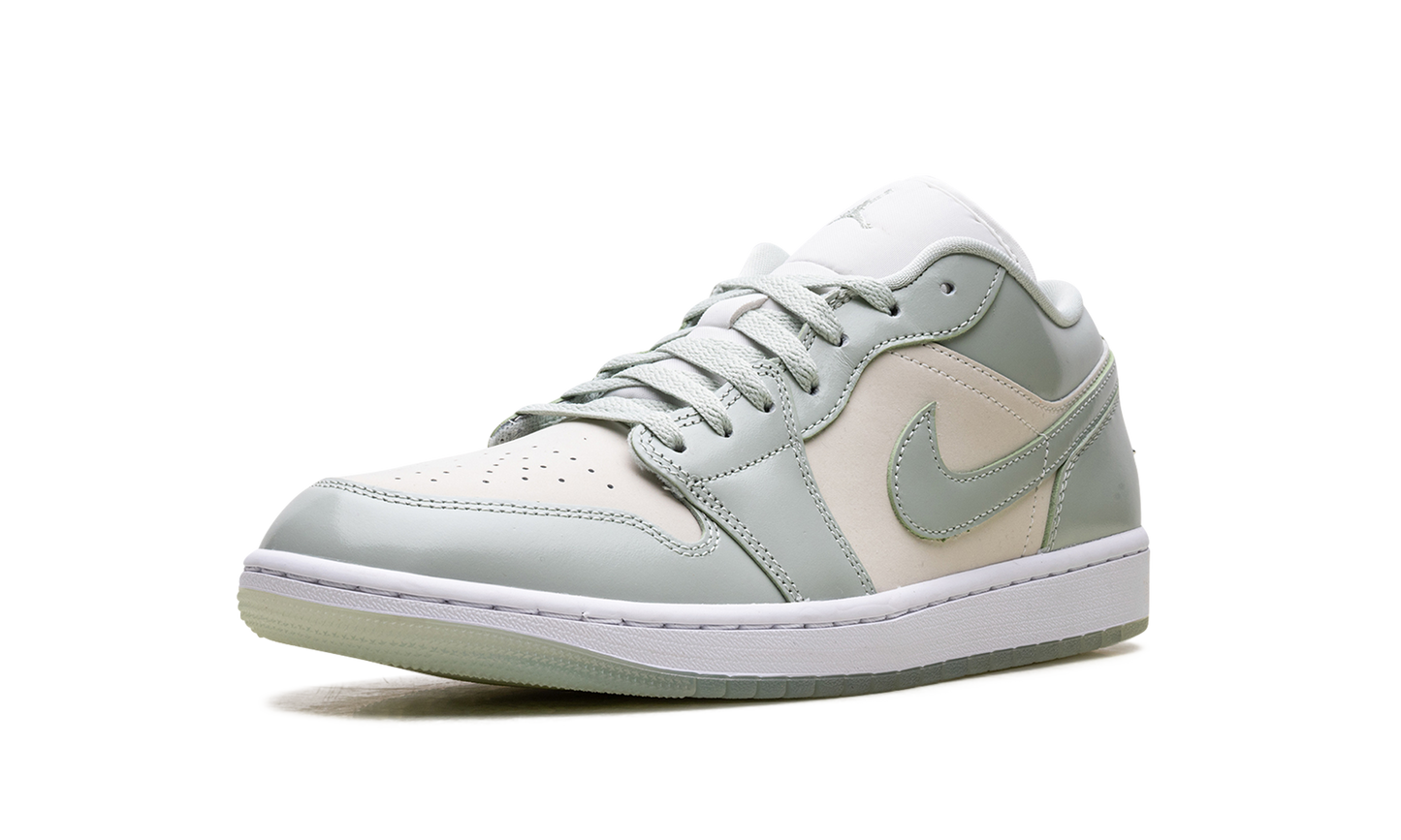 Jordan 1 Low WMNS "Seafoam Sail"