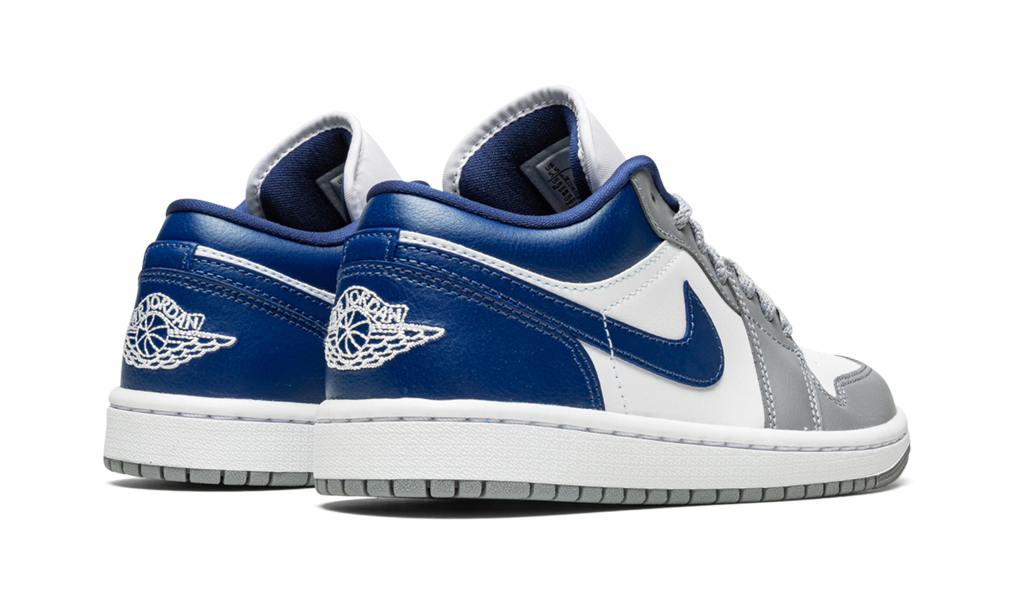 Air Jordan 1 Low WMNS "Stealth / French Blue"