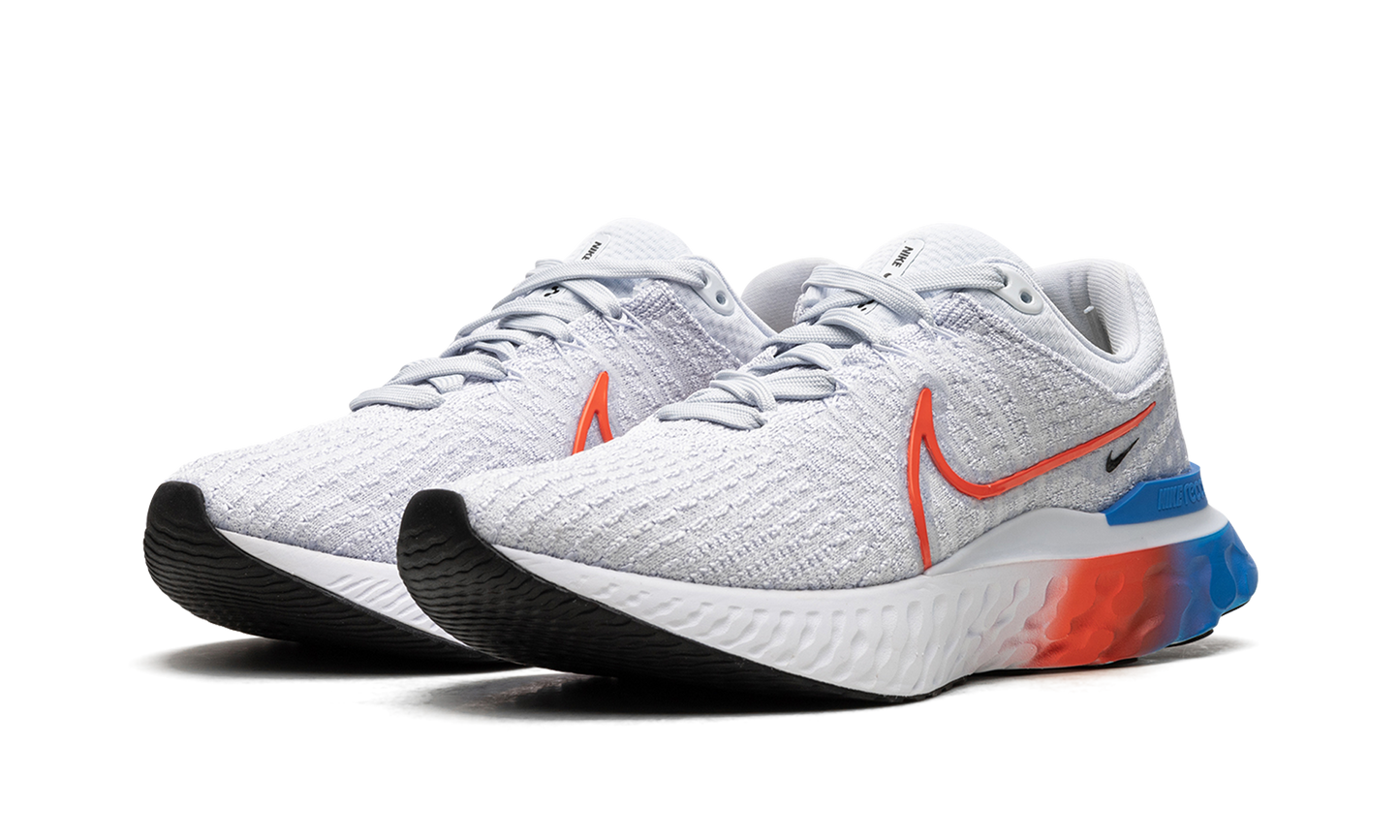 REACT INFINITY RUN FK 3 WMNS "Grey Bright Crimson"
