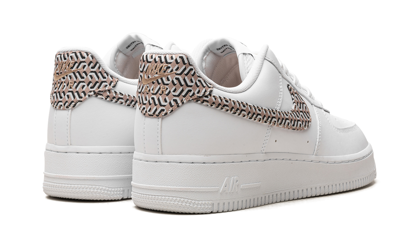 AIR FORCE 1 LO WMNS "United In Victory - White"