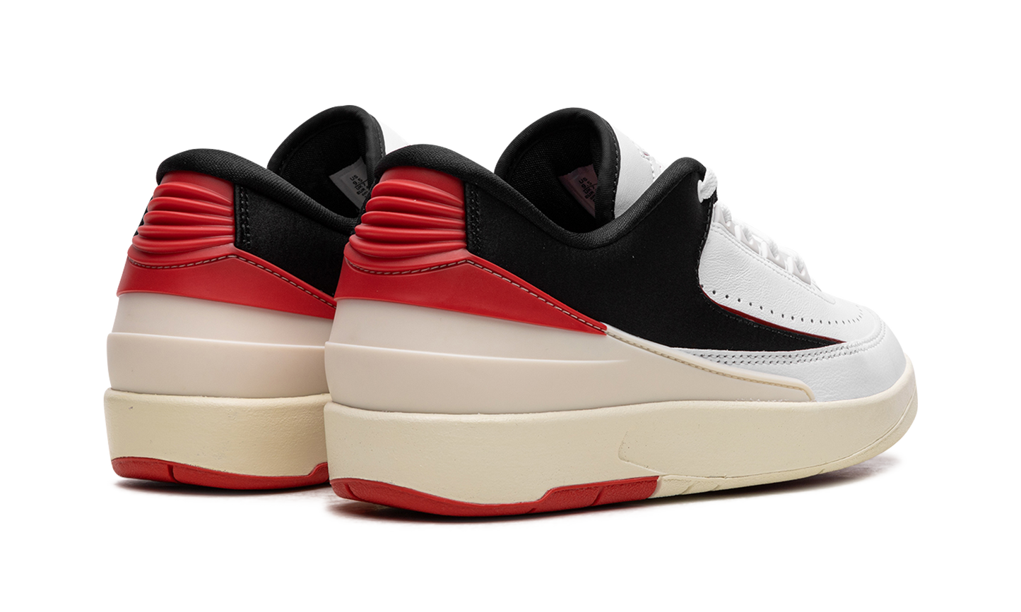 Jordan 2 Retro Low WMNS "Chicago Twist"
