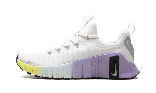 Free Metcon 6 SE WMNS "Phantom Black Hydrangeas Metallic Silver"