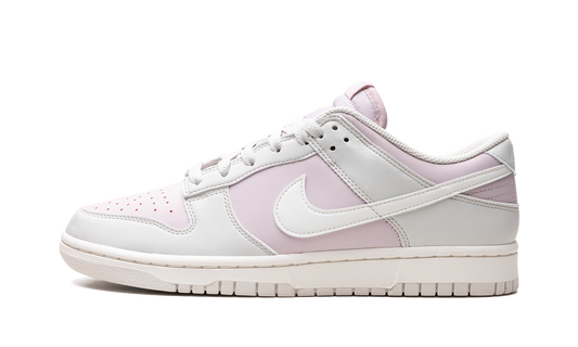 DUNK LOW WMNS "Platinum Violet"