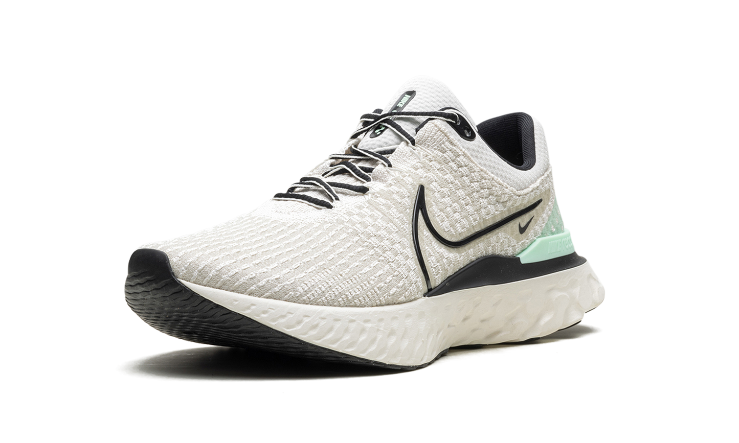 React Infinity Run Flyknit 3 "Phantom Black Mint"