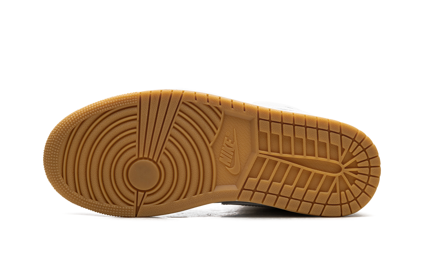 Jordan 1 Mid WMNS "Phantom Gum"