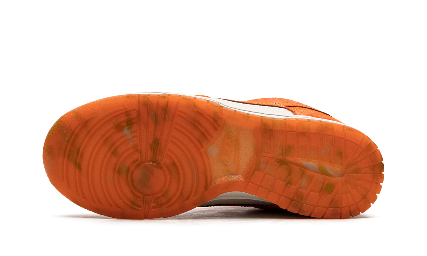 DUNK LOW WMNS "Total Orange"