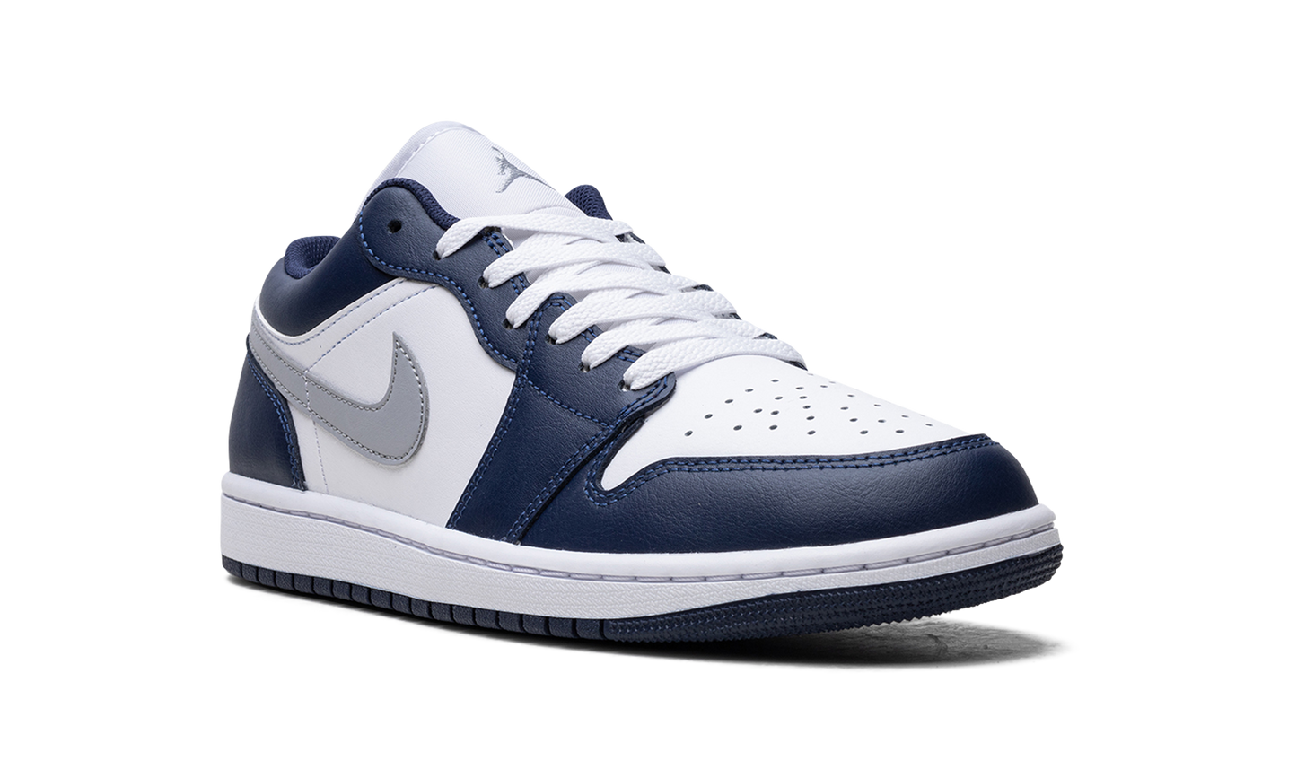 Air Jordan 1 "Midnight Navy"