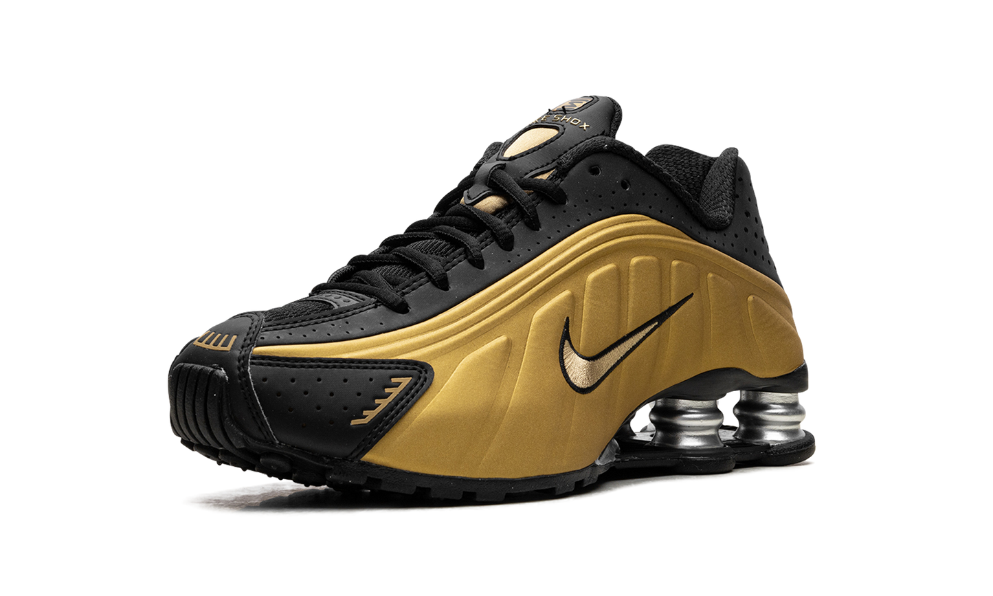 Shox R4 WMNS "Black / Metallic Gold"
