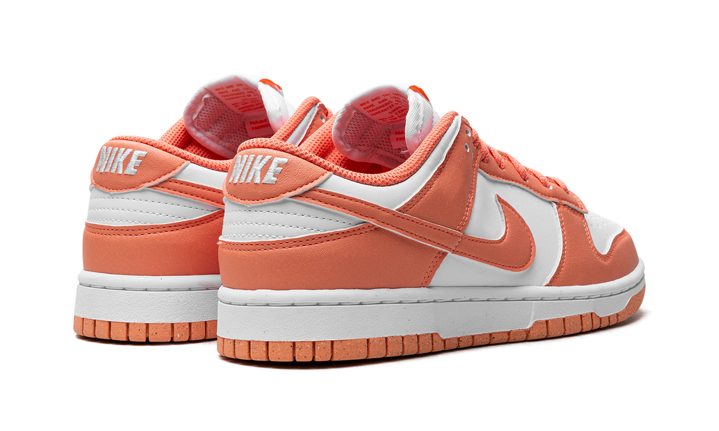 Dunk Low WMNS "Light Wild Mango"