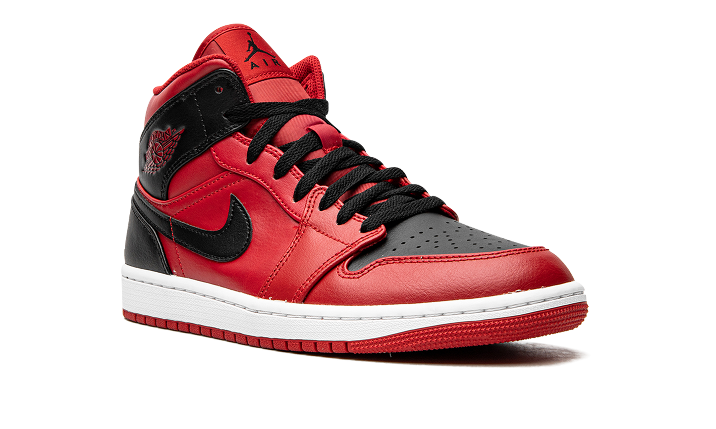 Jordan 1 Mid "Reverse Bred"
