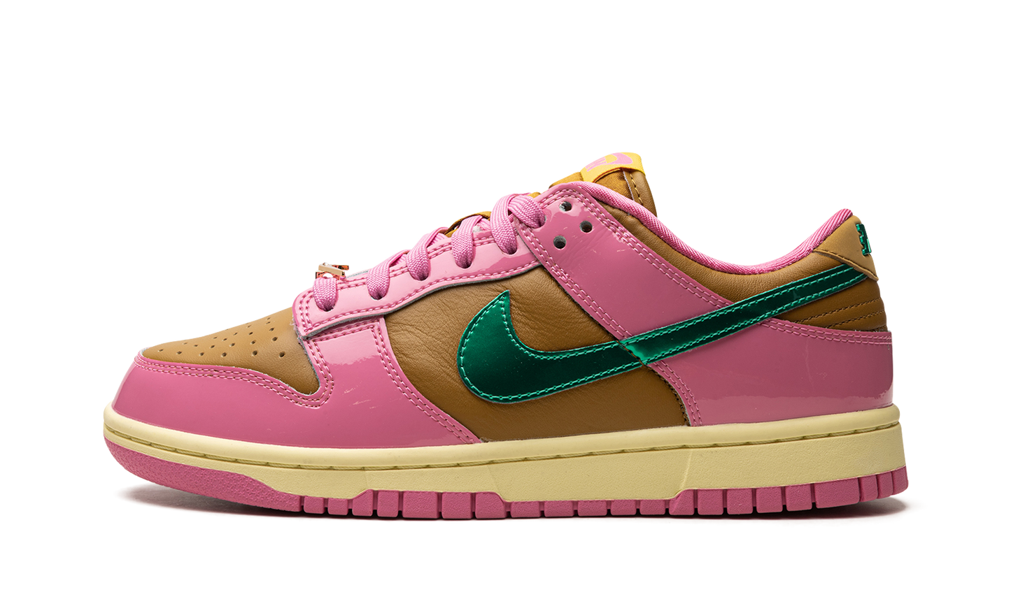 DUNK LOW WMNS "Parris Goebel"