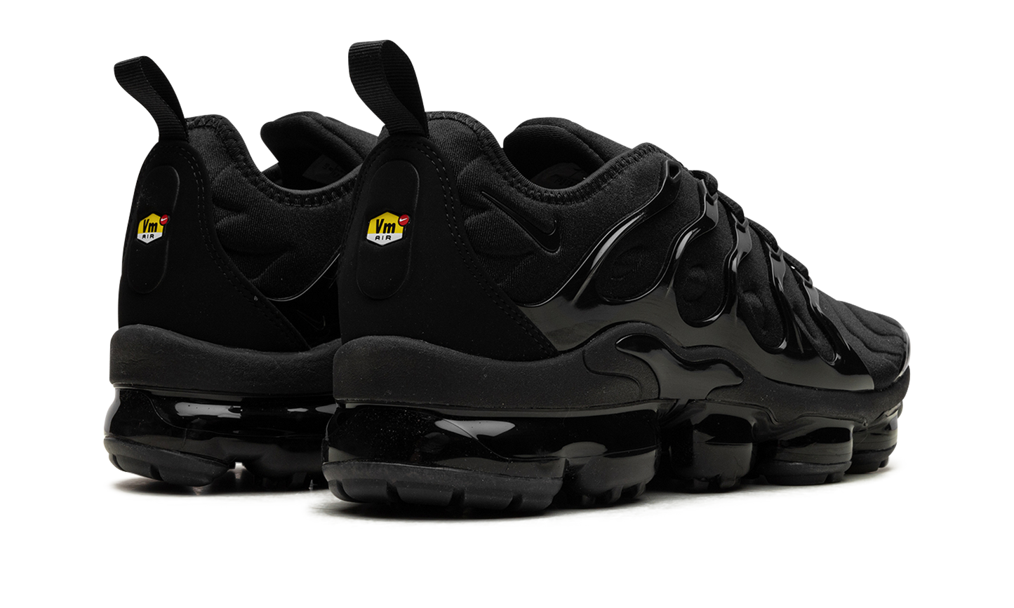Air Vapormax Plus "Triple Black"