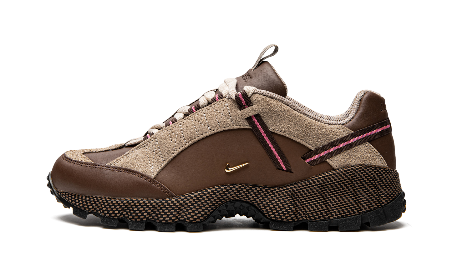 AIR HUMARA LX WMNS "Jacquemus - Brown"