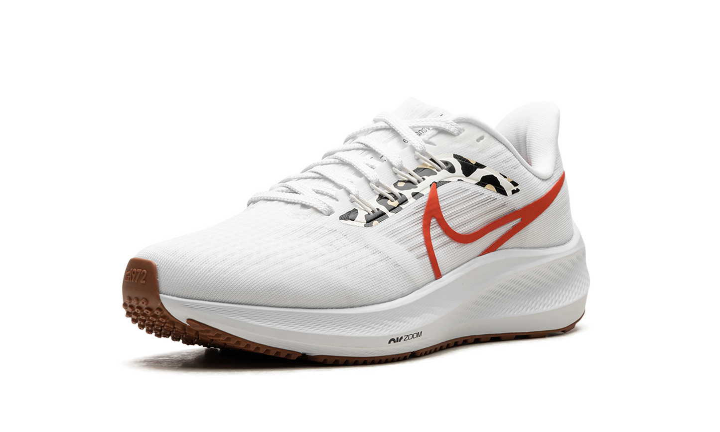 AIR ZOOM PEGASUS 39 WMNS "WHITE LEOPARD"