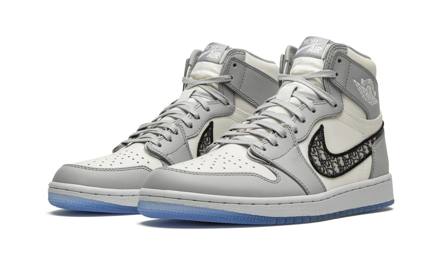 Air Jordan 1 Retro High "Dior"