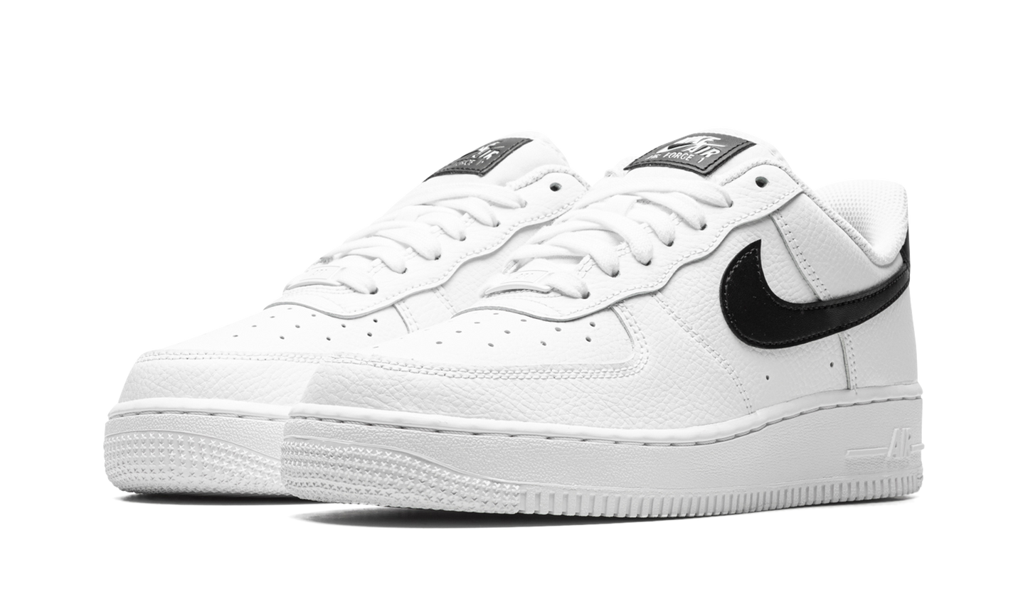 AIR FORCE 1 '07 MNS WMNS "White/Black"