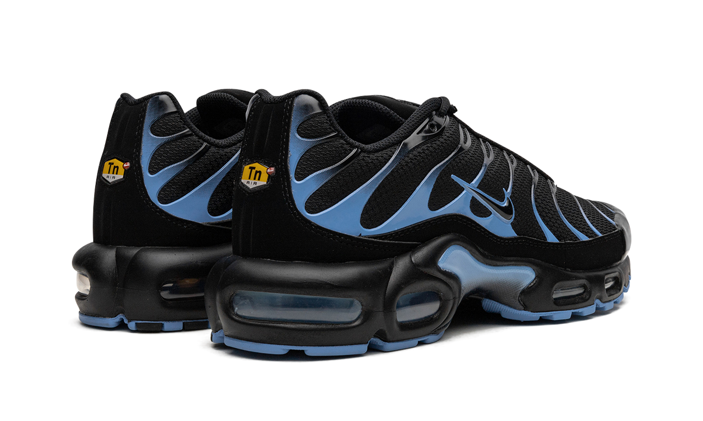 Air Max Plus "Black / University Blue"