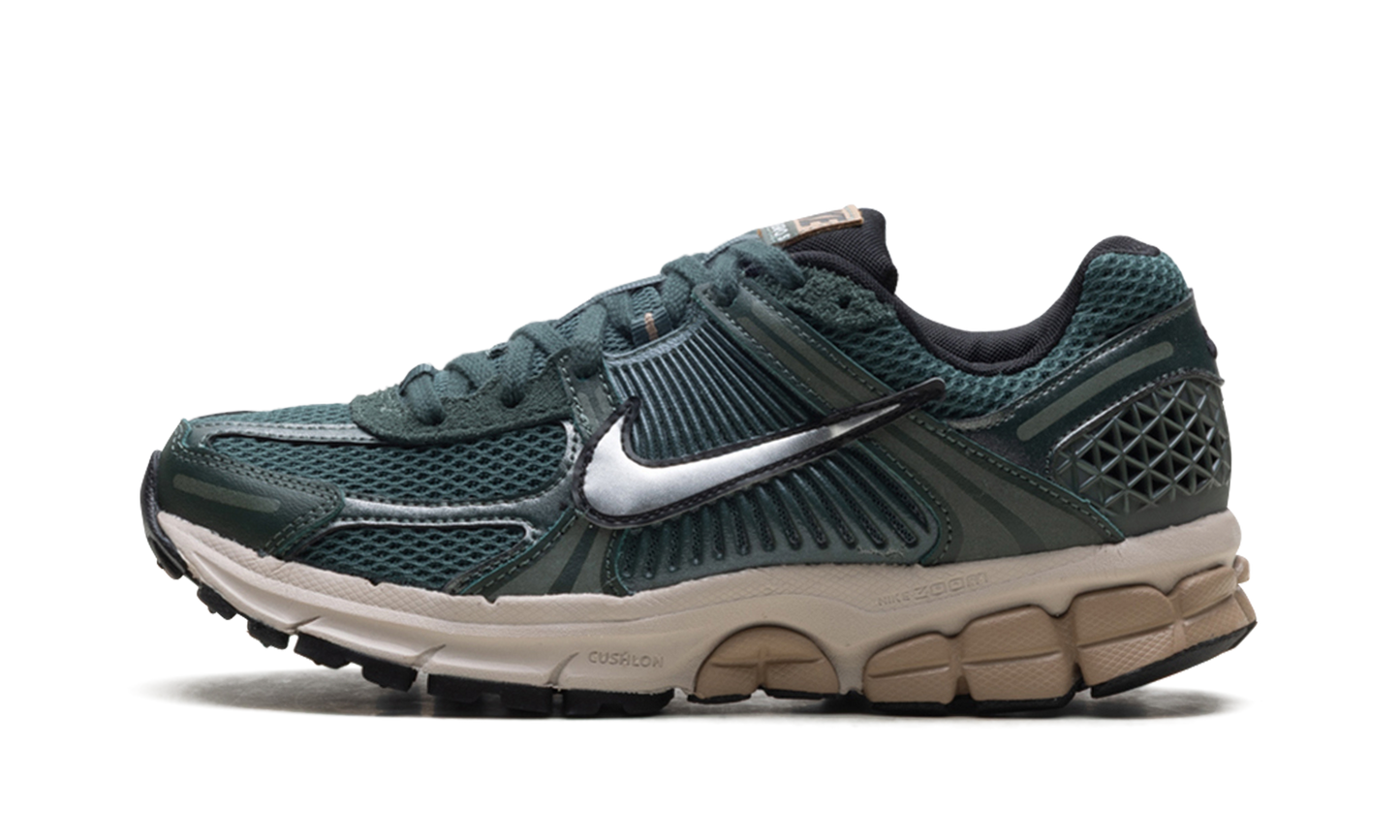Air Zoom Vomero 5 WMNS "Vintage Green"
