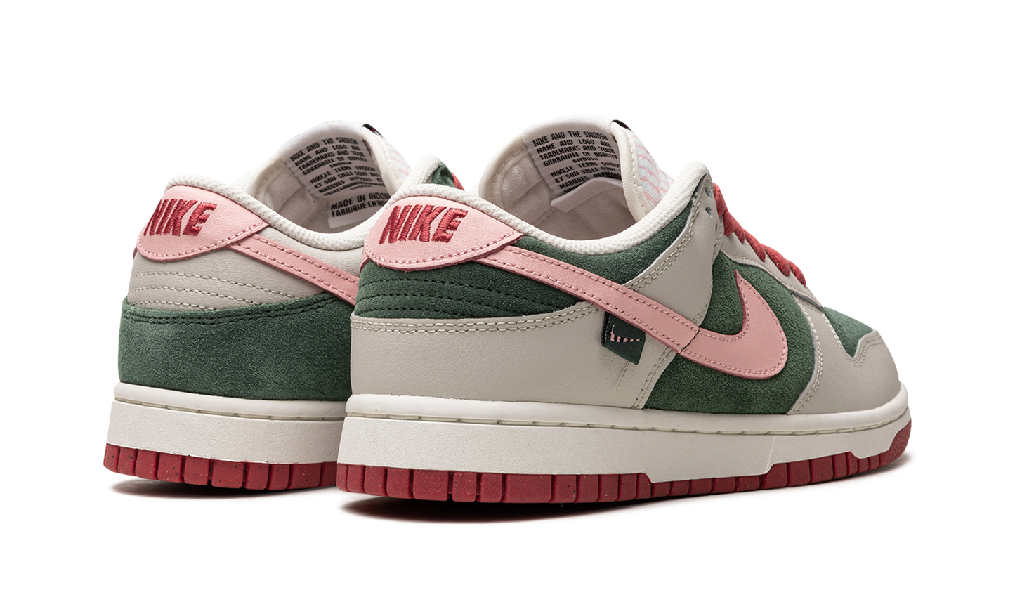 DUNK LO SE WMNS "All Petals United"