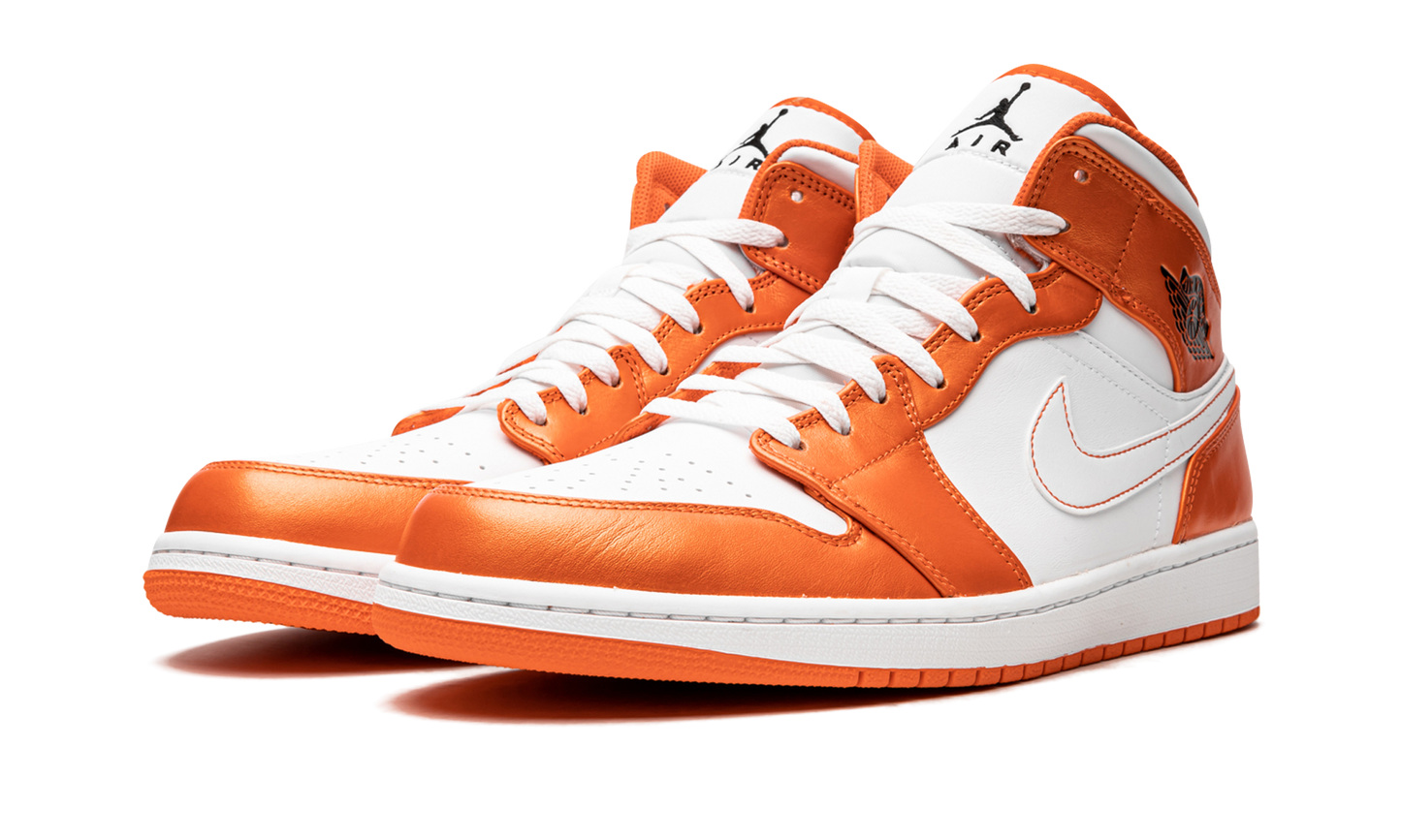 Air Jordan 1 Mid SE "Electro Orange"