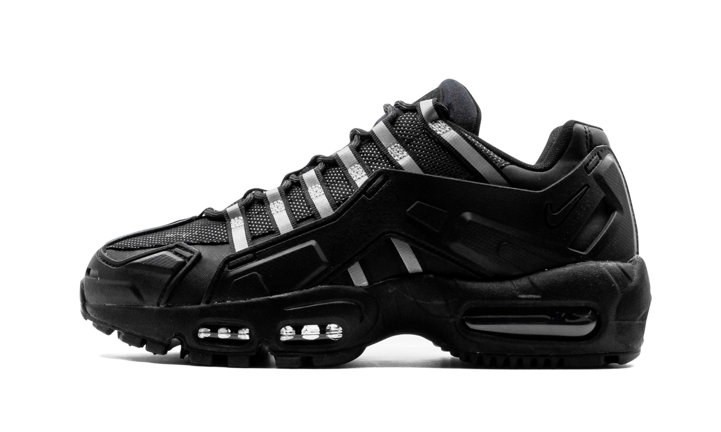 Air Max 95 NDSTRKT "Black / Reflective"