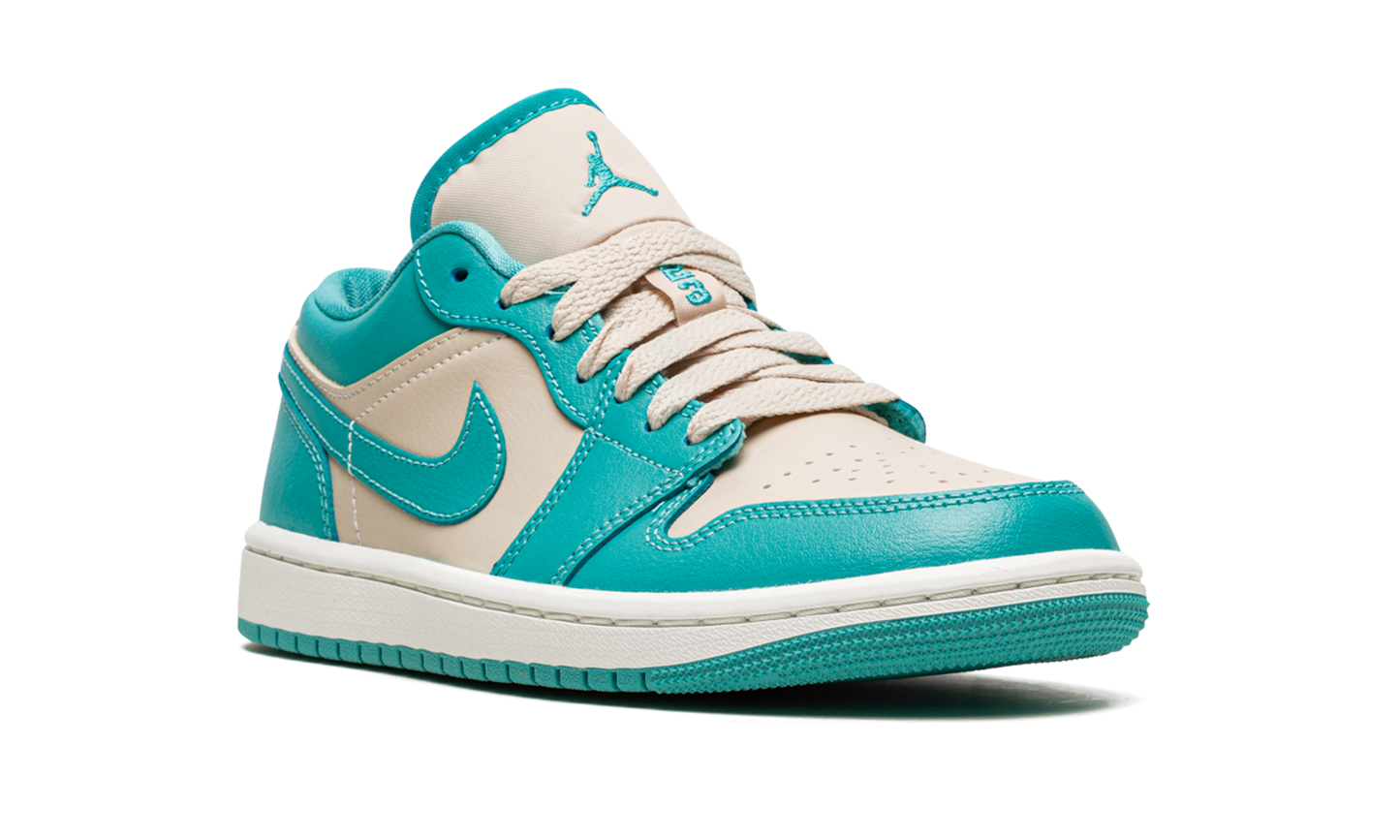 Air Jordan 1 Low WMNS "Tropical Teal"