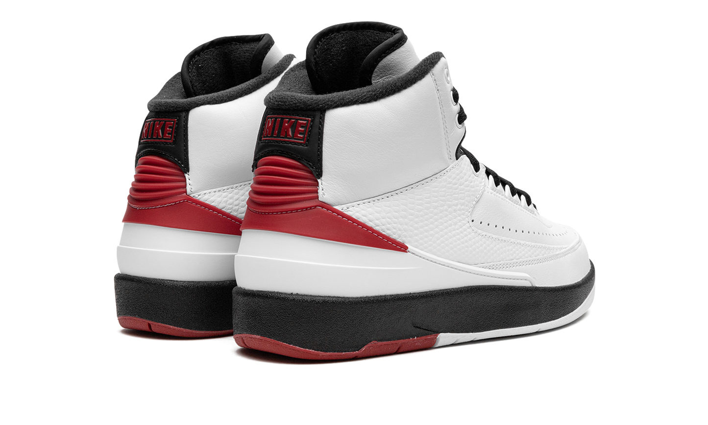 Jordan 2 Retro WMNS "Chicago (2022)"