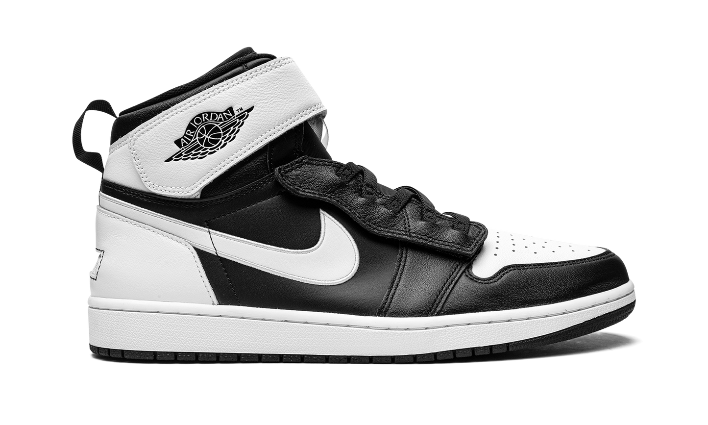 Air Jordan 1 High FlyEase "Panda"