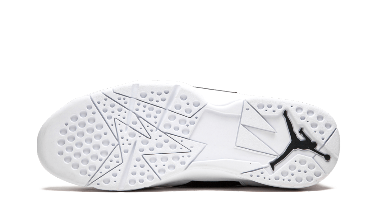 Air Jordan 7 Retro C&C "Champagne"