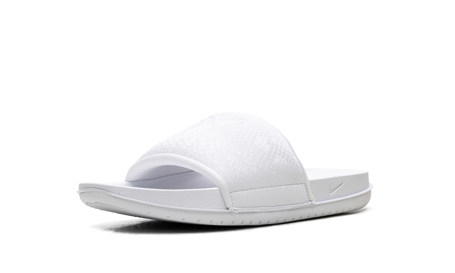Kobe Offcourt Slide "Triple White"