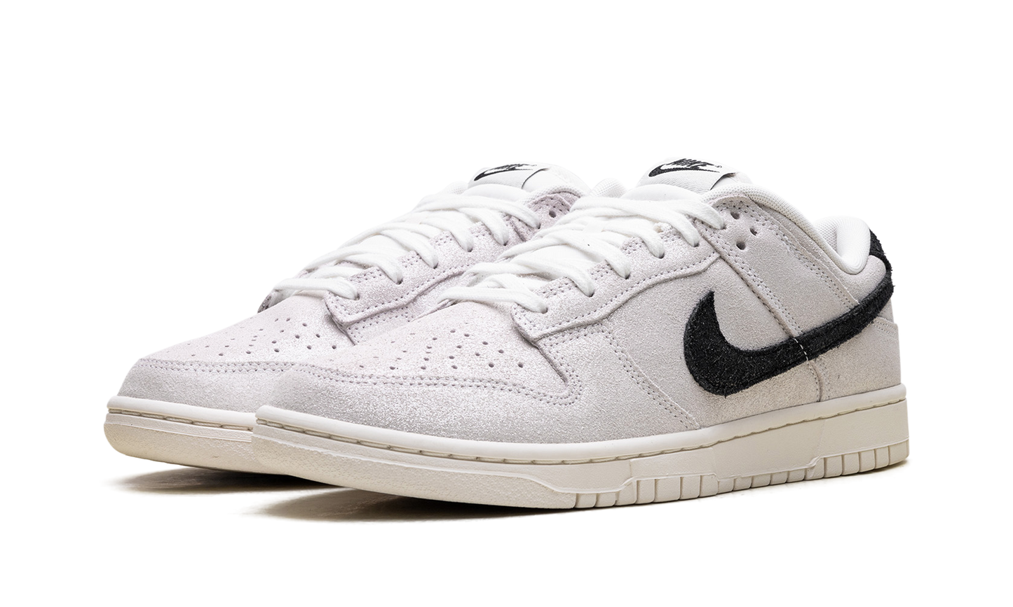 Dunk Low SE WMNS "Sail / Black"