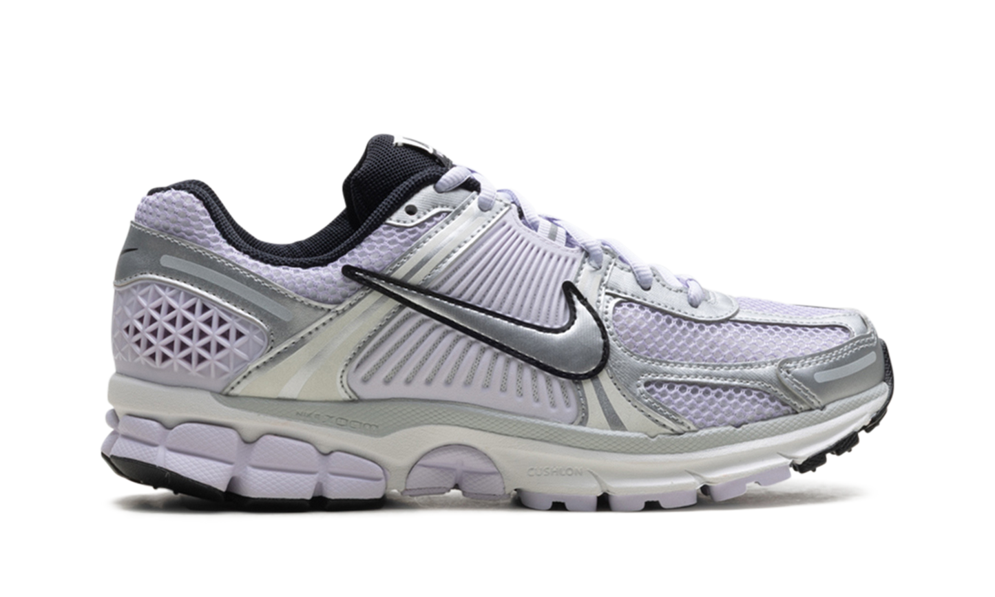 Zoom Vomero 5 WMNS "Barely Grape Photon Dust Summit White Metallic Silver"