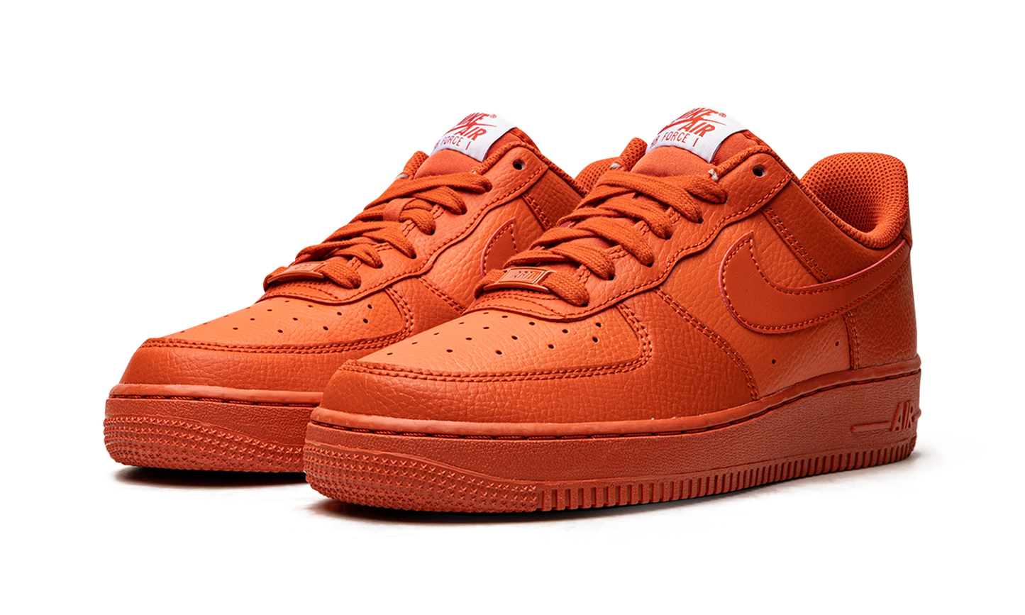 AIR FORCE 1 '07 MNS WMNS "Triple Orange"