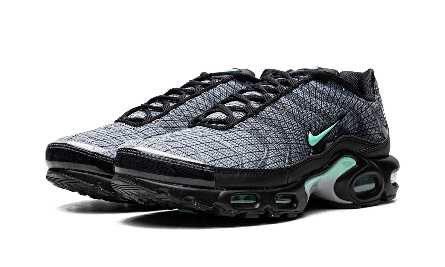 Air Max Plus "Spirograph"